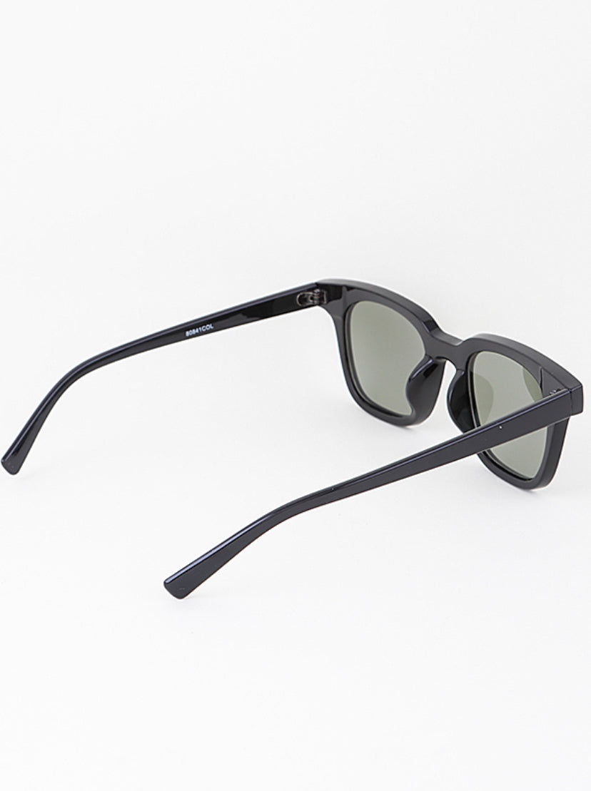 MEDUSA BOLTED SUNGLASS