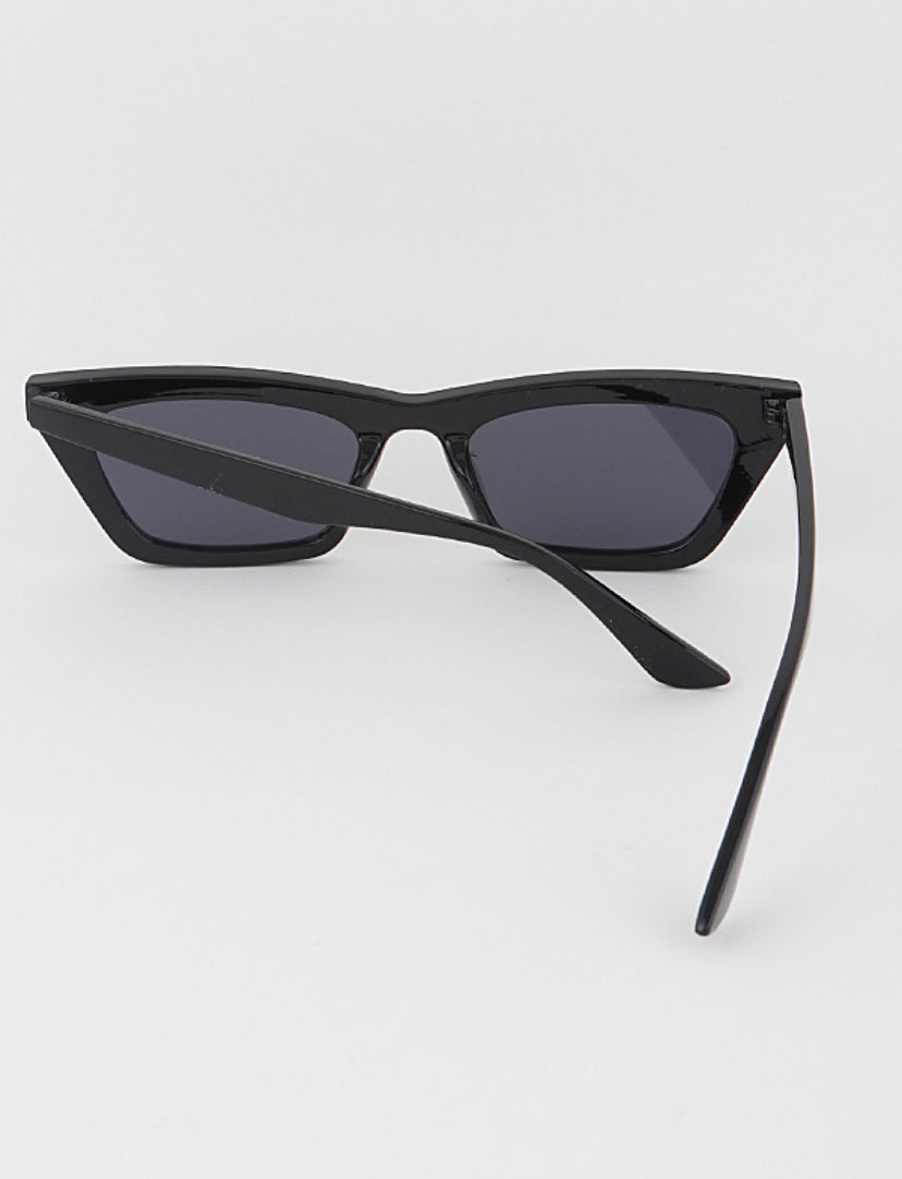 MEDUSA MELISSA CAT EYE SUNGLASS