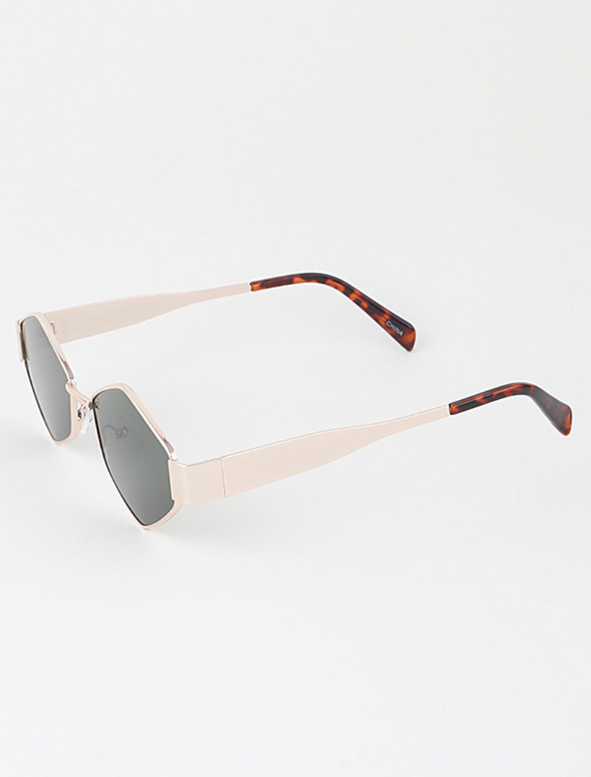 MEDUSA CALEB SUNGLASS