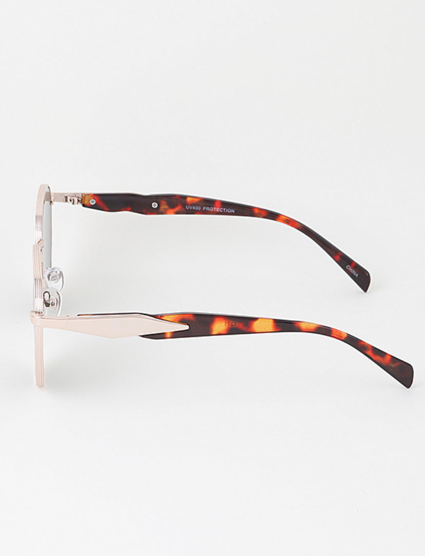 MEDUSA PRESLEY SUNGLASS