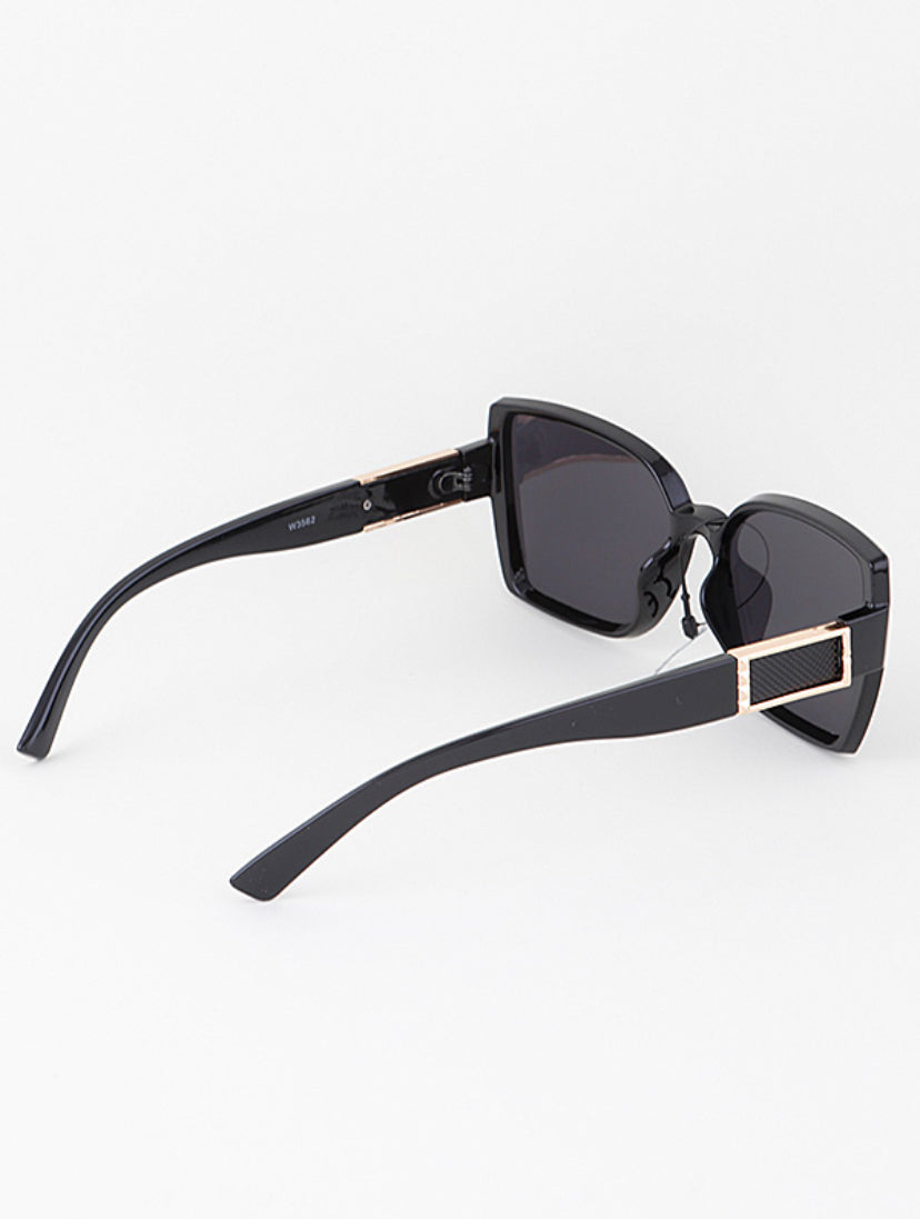 MEDUSA CLASSY KYM SUNGLASS