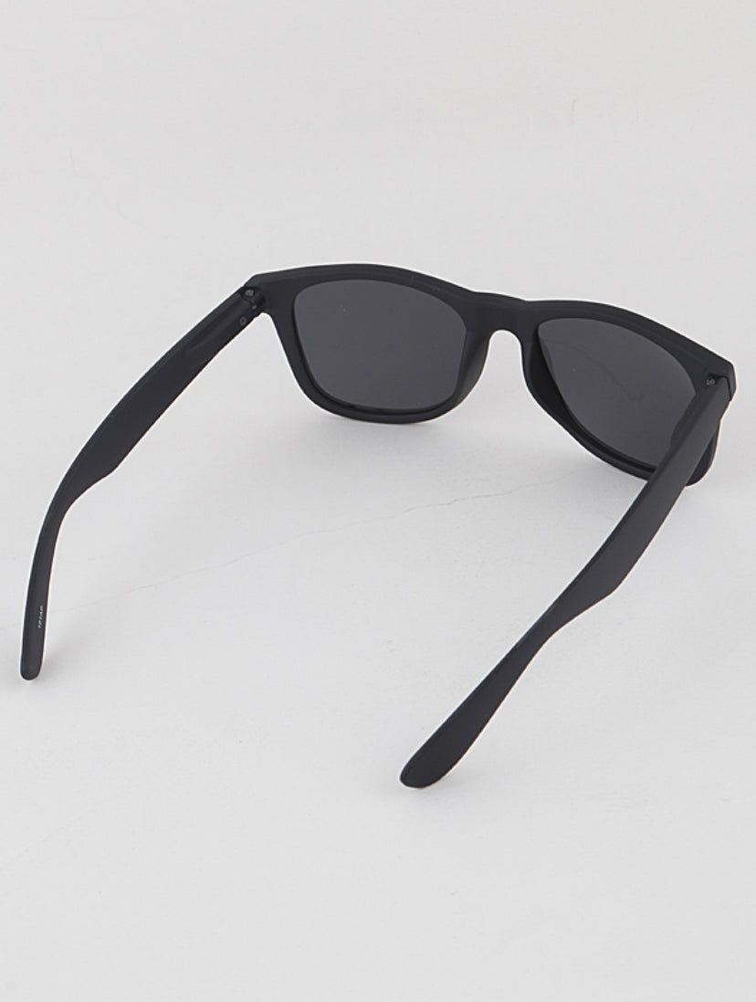 MEDUSA MATTE POLARIZED SUNGLASS