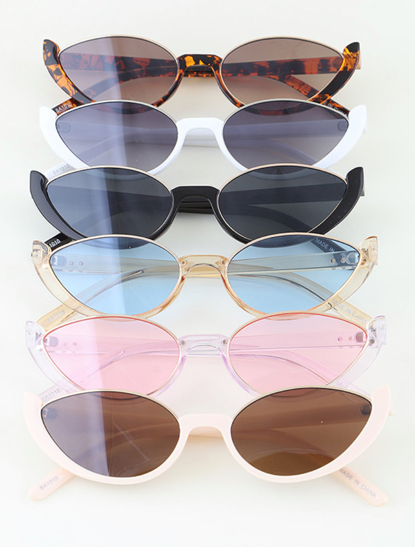 MEDUSA CAT EYE FASHION SUNGLASS