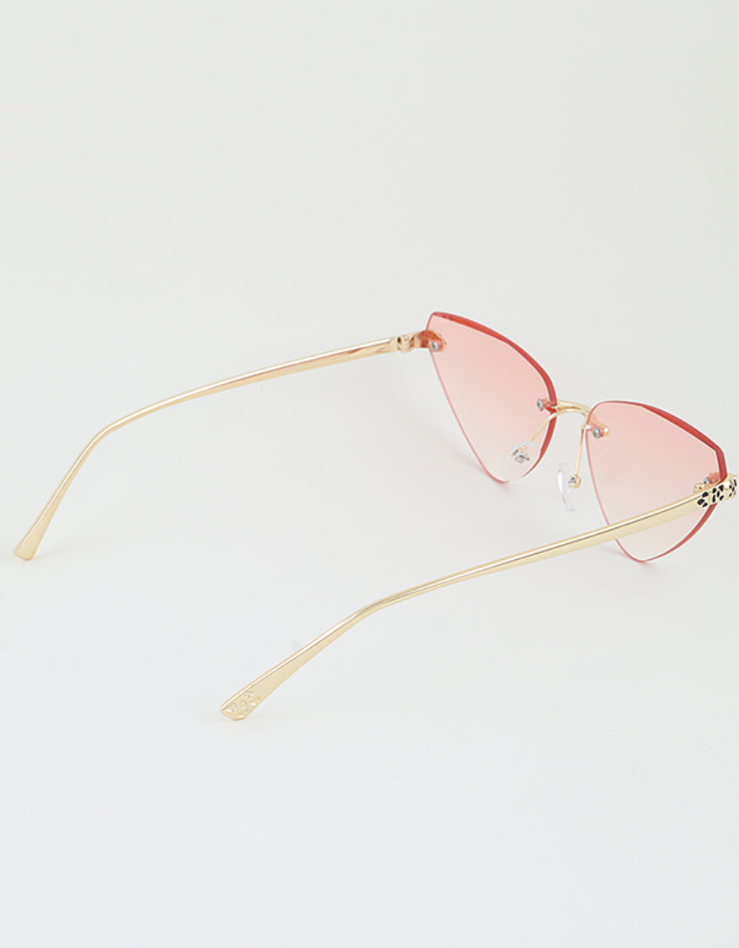 MEDUSA TRIANGULAR JAGUAR SUNGLASS