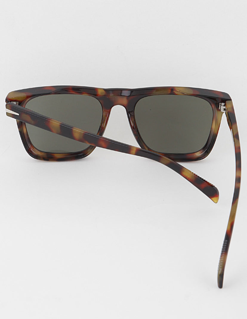 MEDUSA HENRY TINTED SUNGLASS