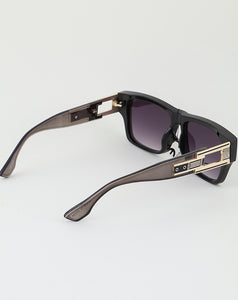MEDUSA BOLTED SUNGLASS
