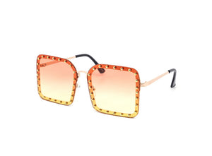 MEDUSA STUDDED SQUARE SUNGLASS