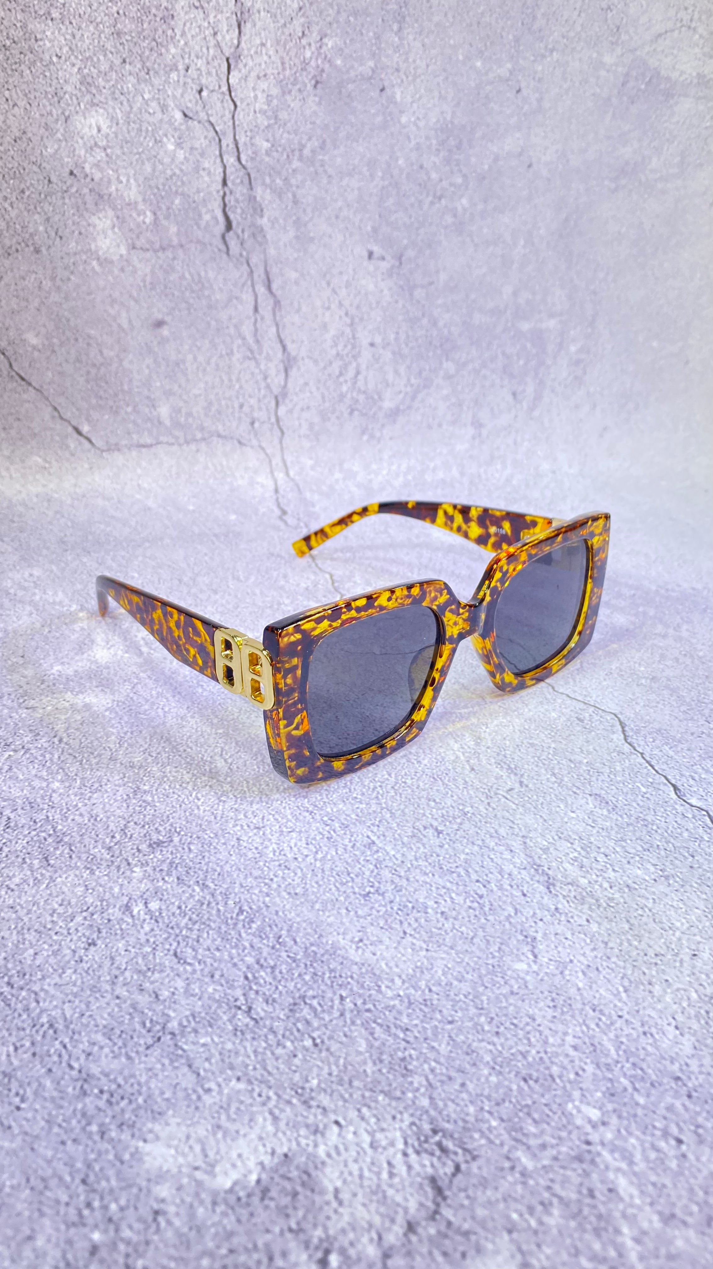 MEDUSA BRIANNA SUNGLASS