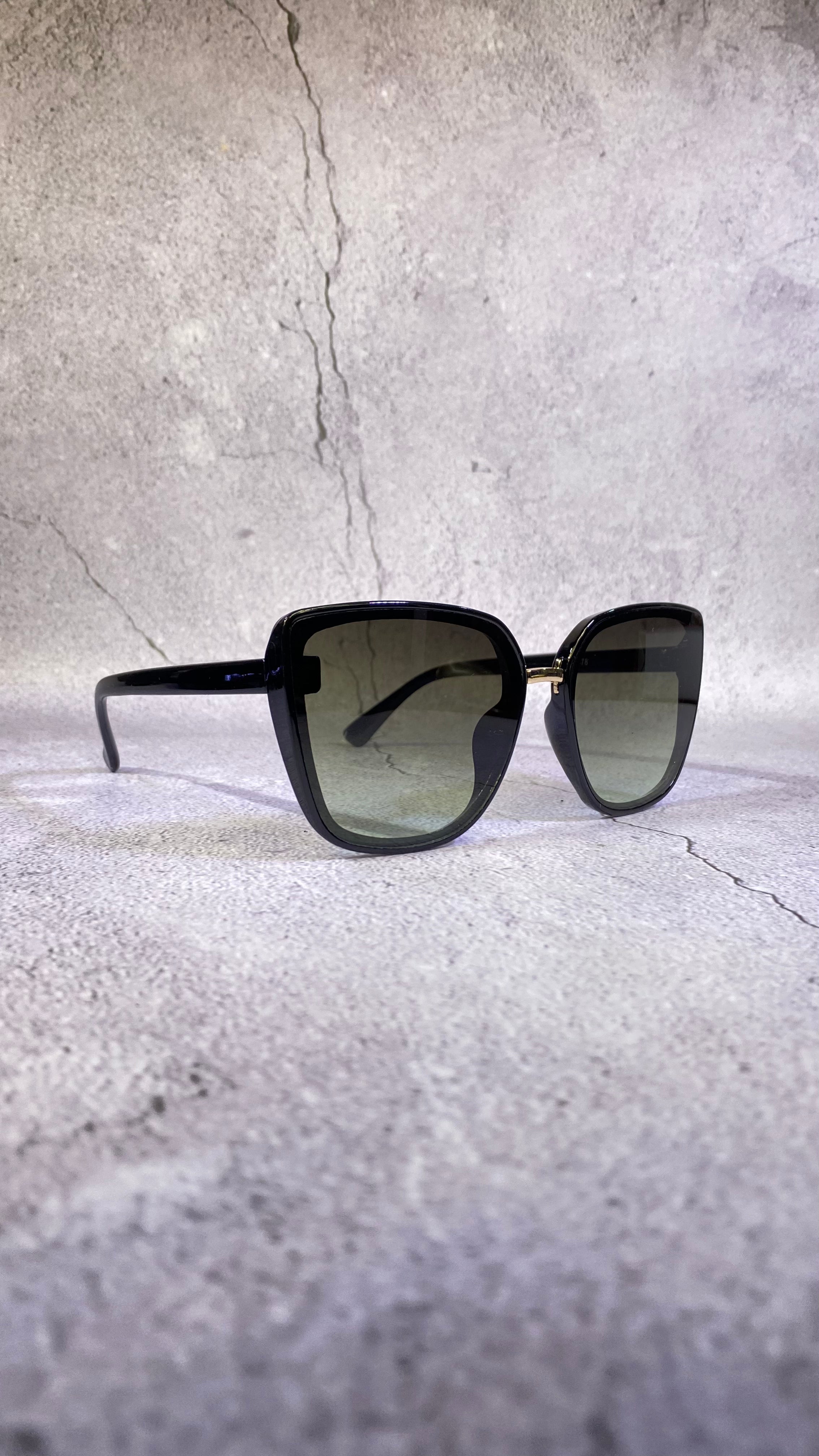 MEDUSA DARCY SUNGLASS