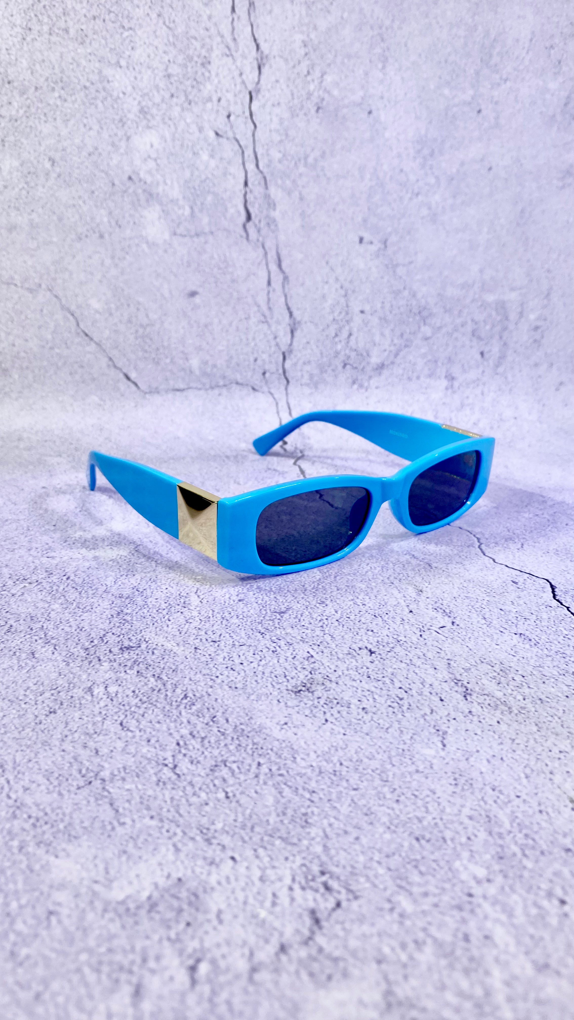 MEDUSA MODERN COLORED SUNGLASS