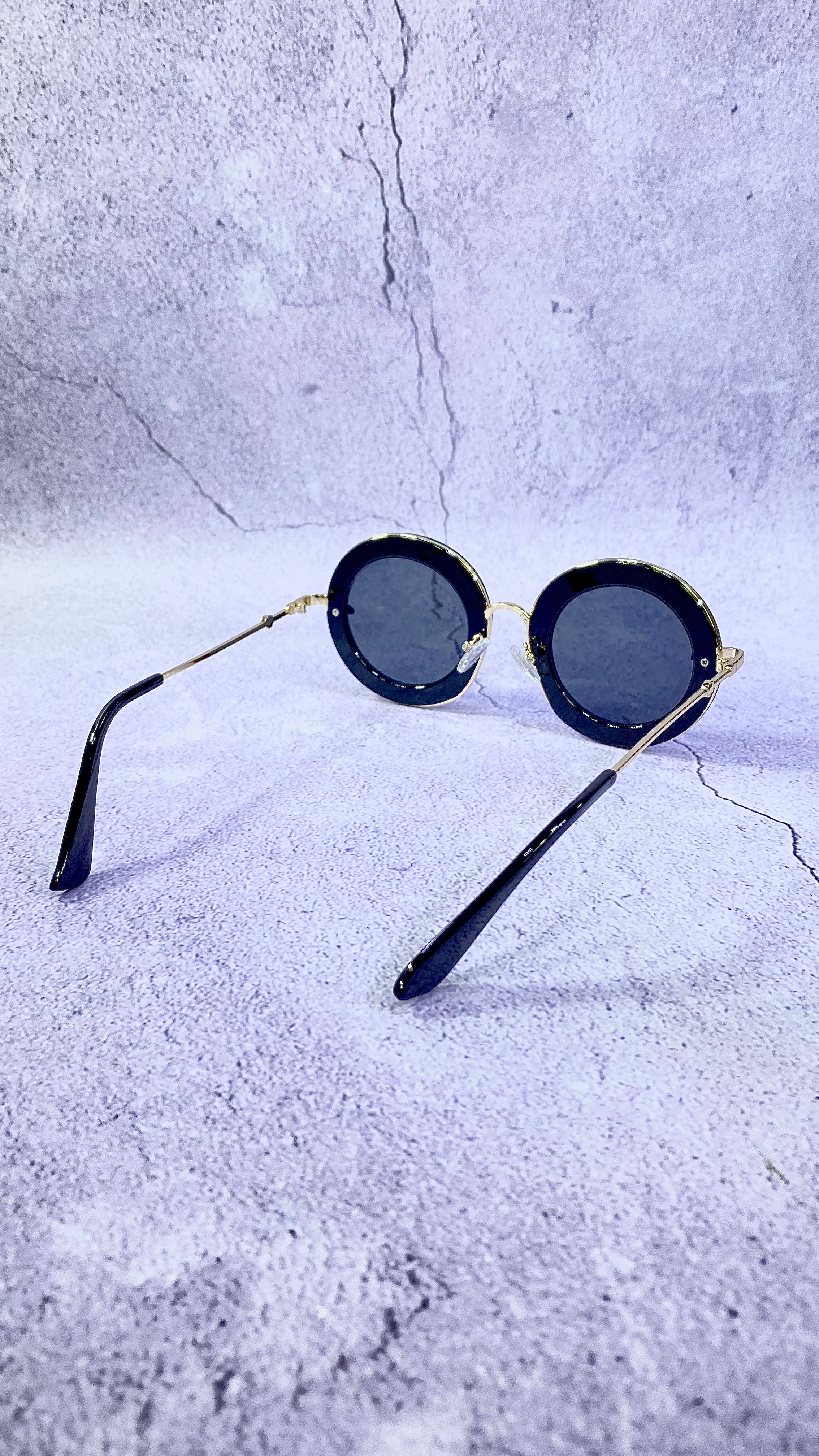 MEDUSA ROUND BEE SUNGLASS