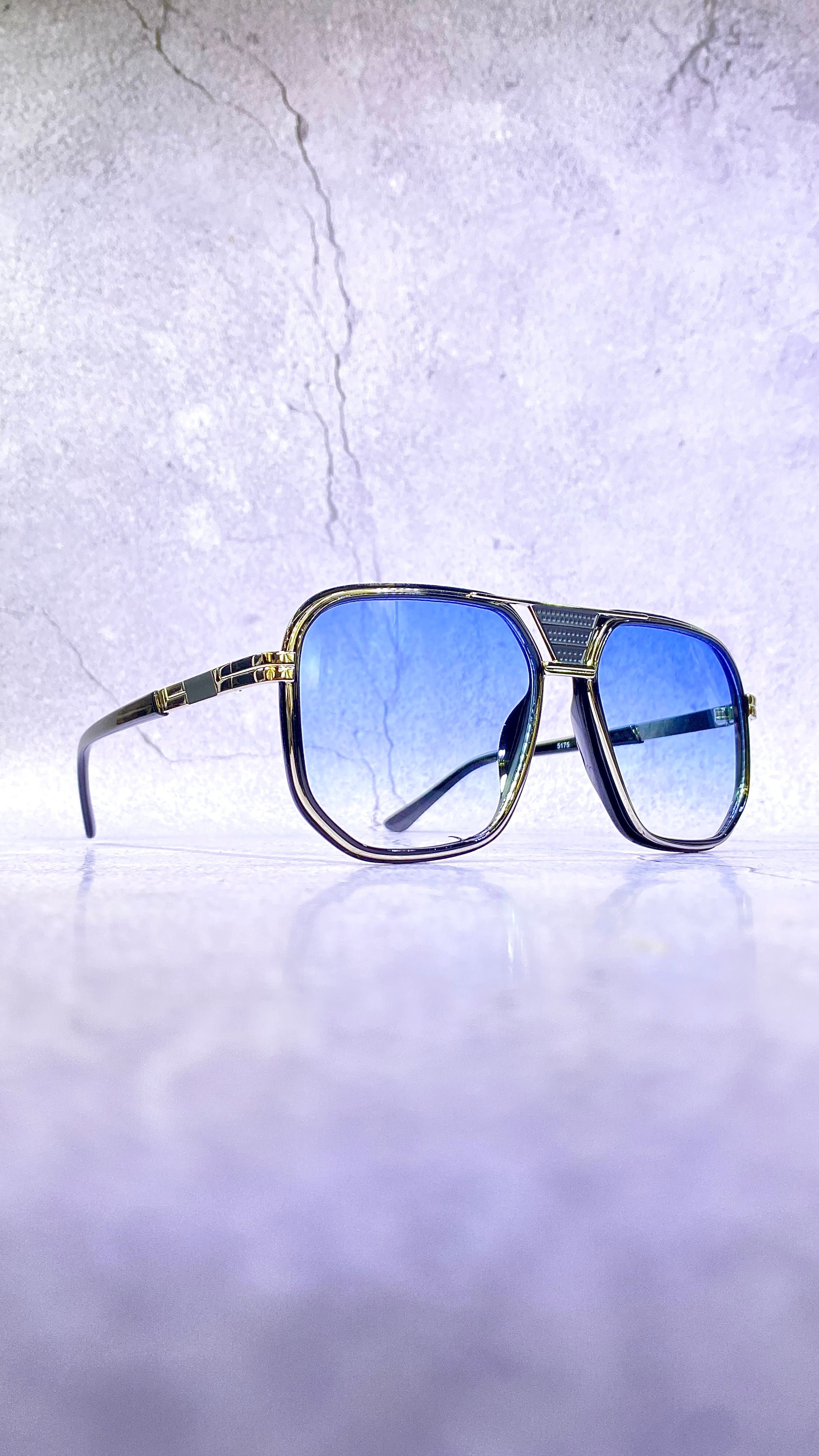 MEDUSA VINTAGE SQUARE AVIATOR SUNGLASS