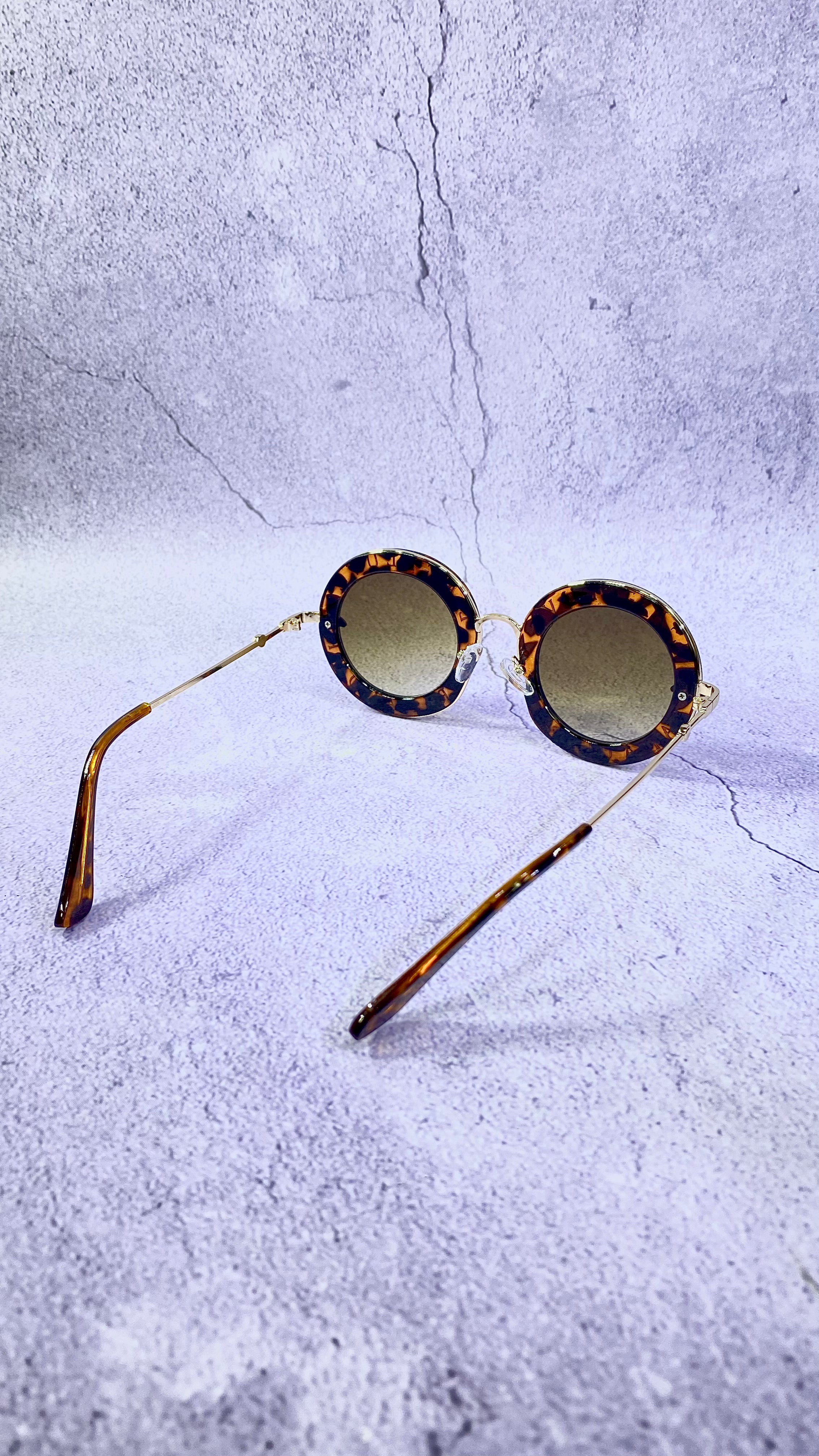 MEDUSA ROUND BEE SUNGLASS