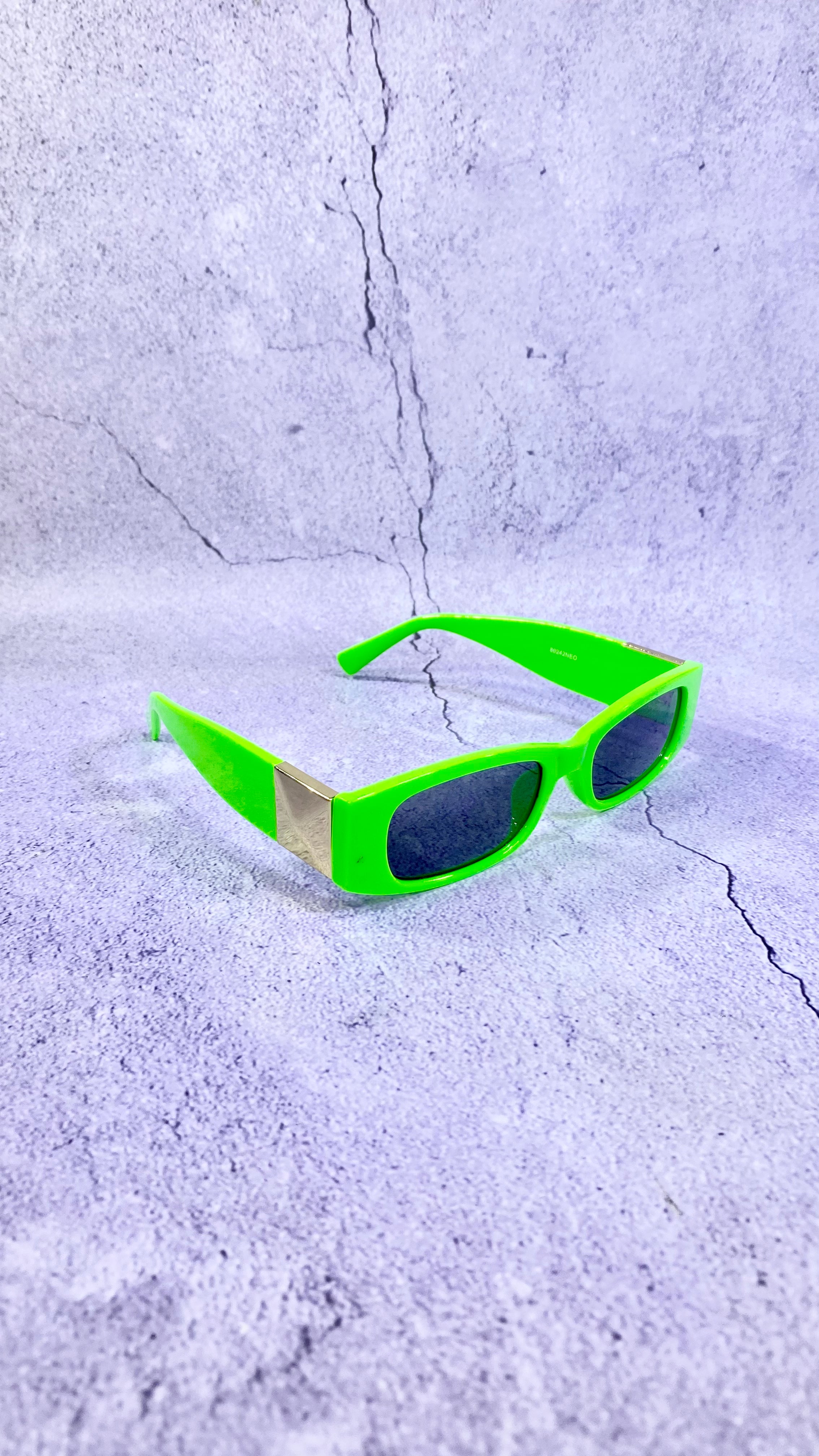 MEDUSA MODERN COLORED SUNGLASS